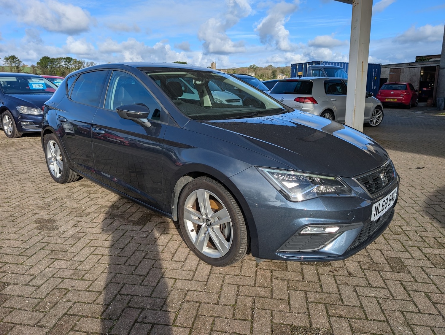 Used SEAT Leon 2019 for sale - 76769687: Photo 1