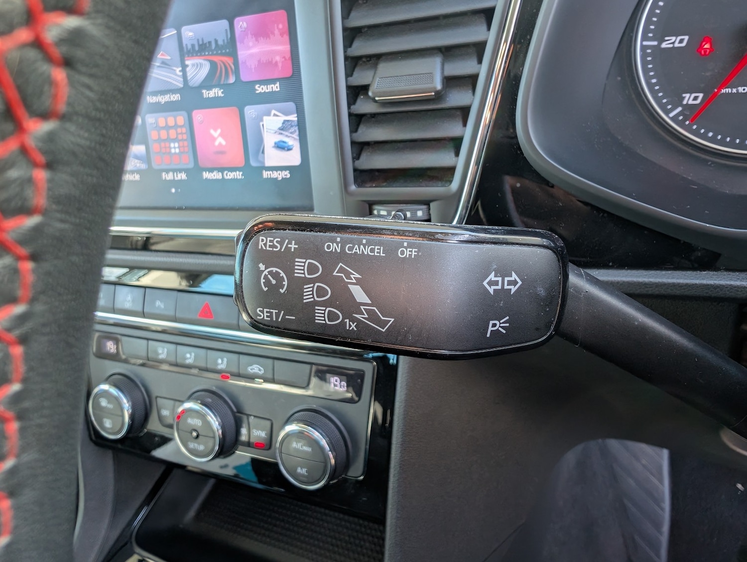 Used SEAT Leon 2019 for sale - 76769687: Photo 18