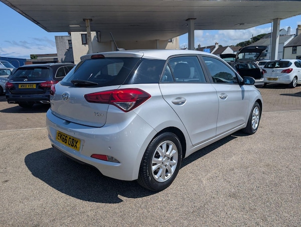 Used Hyundai i20 2016 for sale - 75237036: Photo 5