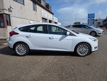 Used Ford Focus 2017 for sale - 75948266: Photo