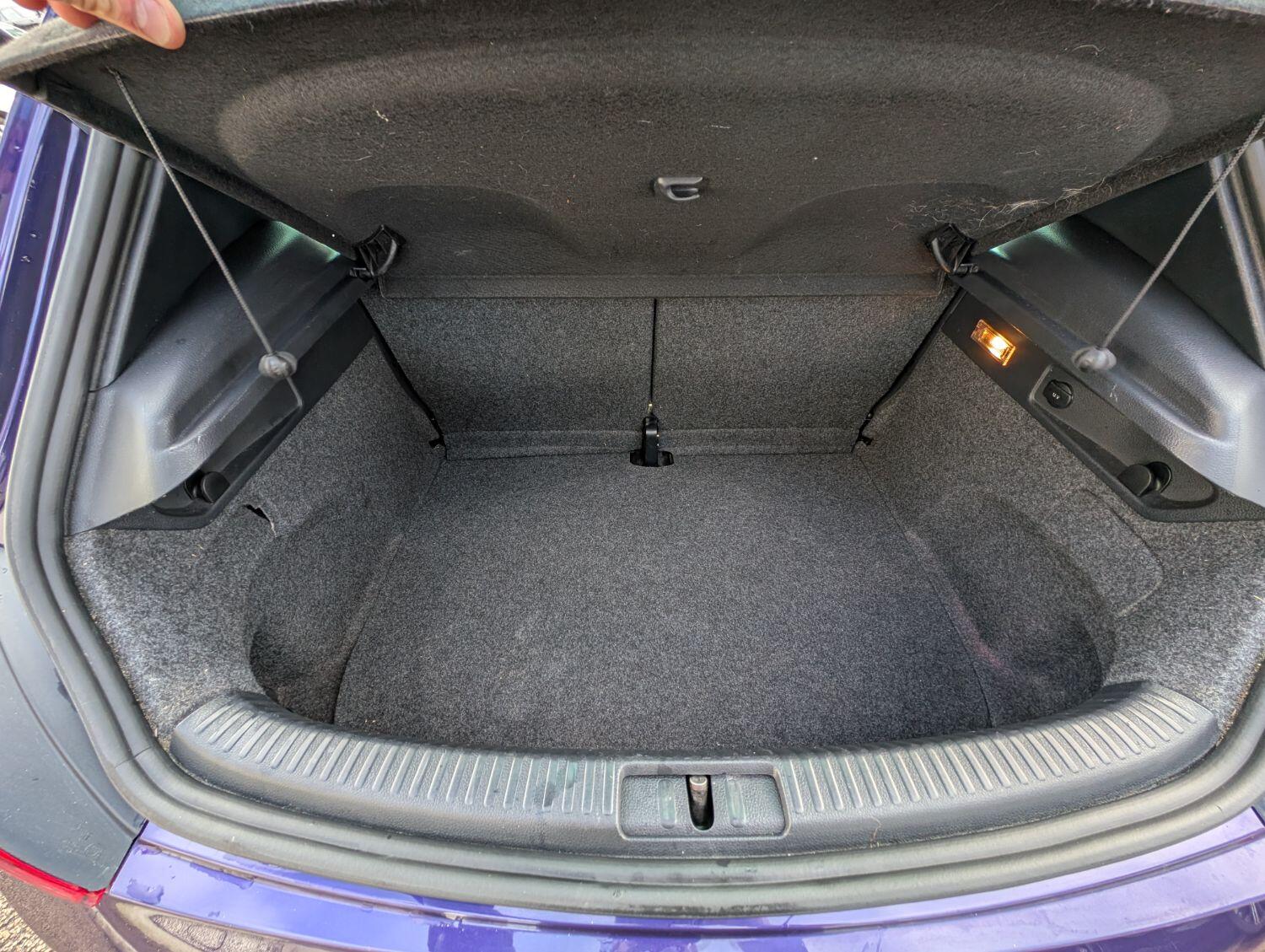 Used Volkswagen Scirocco 2015 for sale - 76935274: Photo 12