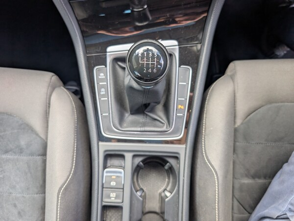 Used Volkswagen Golf 2016 for sale - 76174085: Photo 19