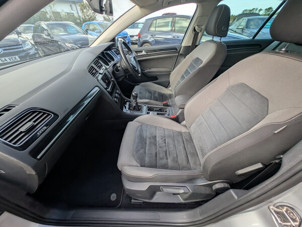 Used Volkswagen Golf 2016 for sale - 76174085: Photo 25