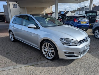 Used Volkswagen Golf 2016 for sale - 76174085: Photo 2