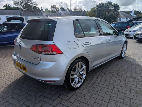 Used Volkswagen Golf 2016 for sale - 76174085: Photo 5