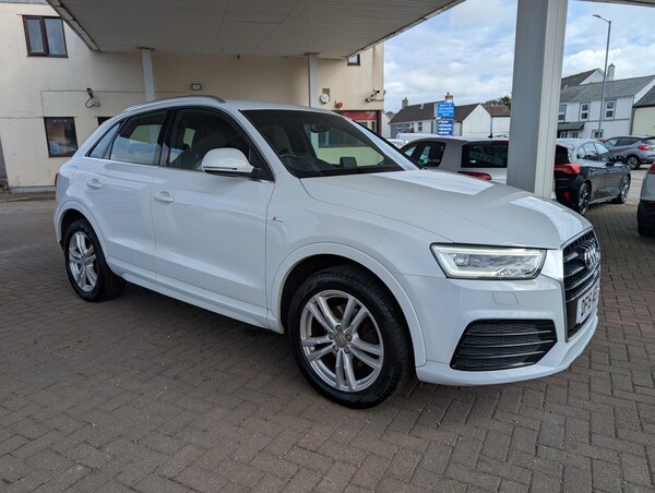 Used Audi Q3 2015 for sale - 76120302: Photo 2