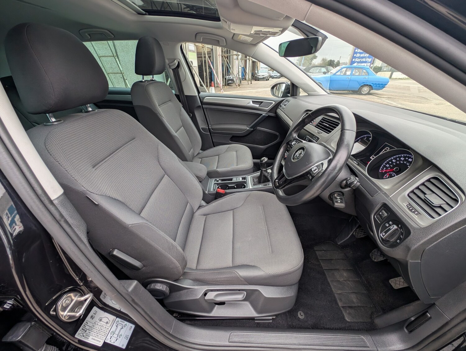 Used Volkswagen Golf 2016 for sale - 77766514: Photo 14