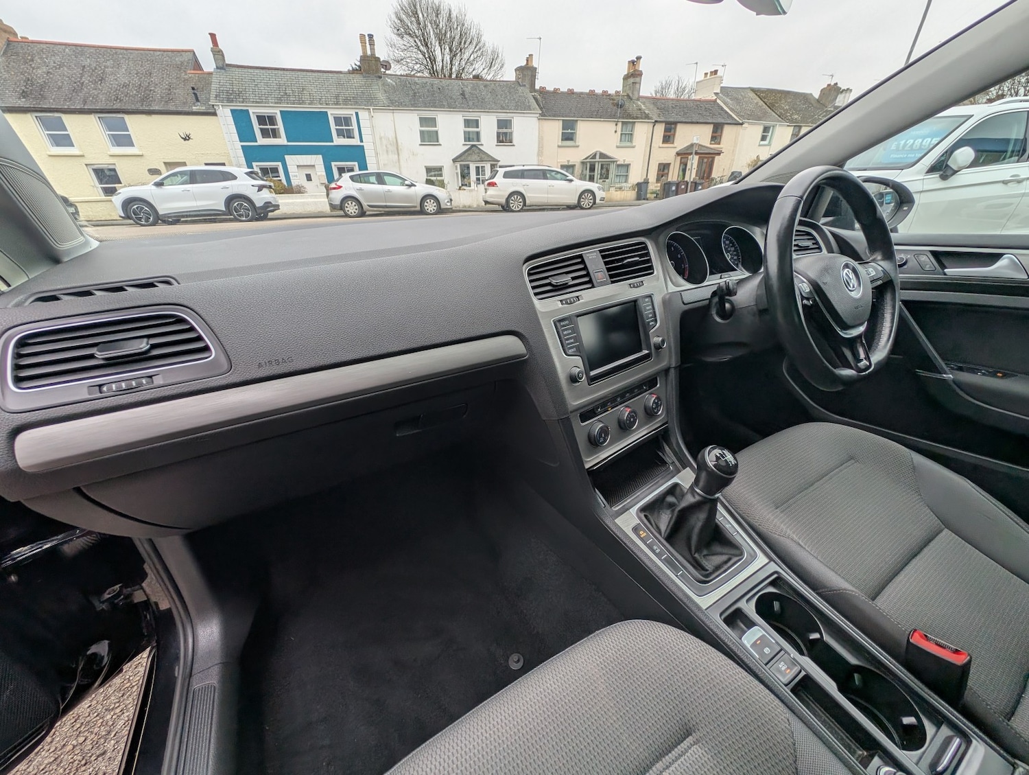 Used Volkswagen Golf 2016 for sale - 77766514: Photo 25