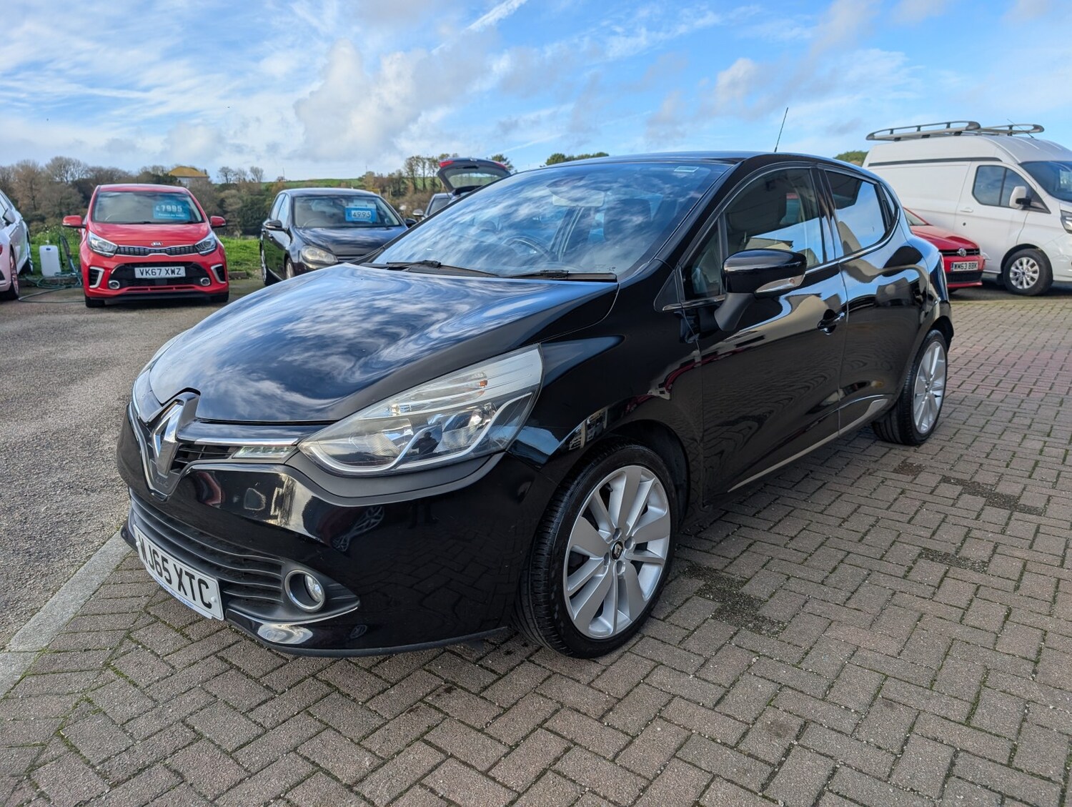 Used Renault Clio 2015 for sale - 76120316: Photo 10