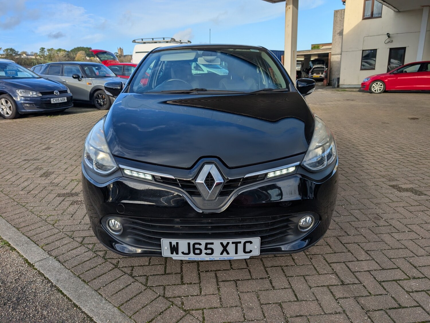 Used Renault Clio 2015 for sale - 76120316: Photo 11