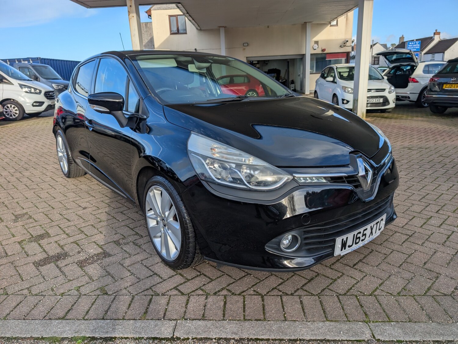 Used Renault Clio 2015 for sale - 76120316: Photo 12