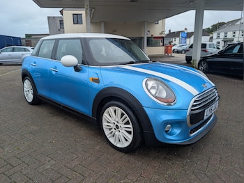 2016 - 1.5 5-Door Hatch Cooper