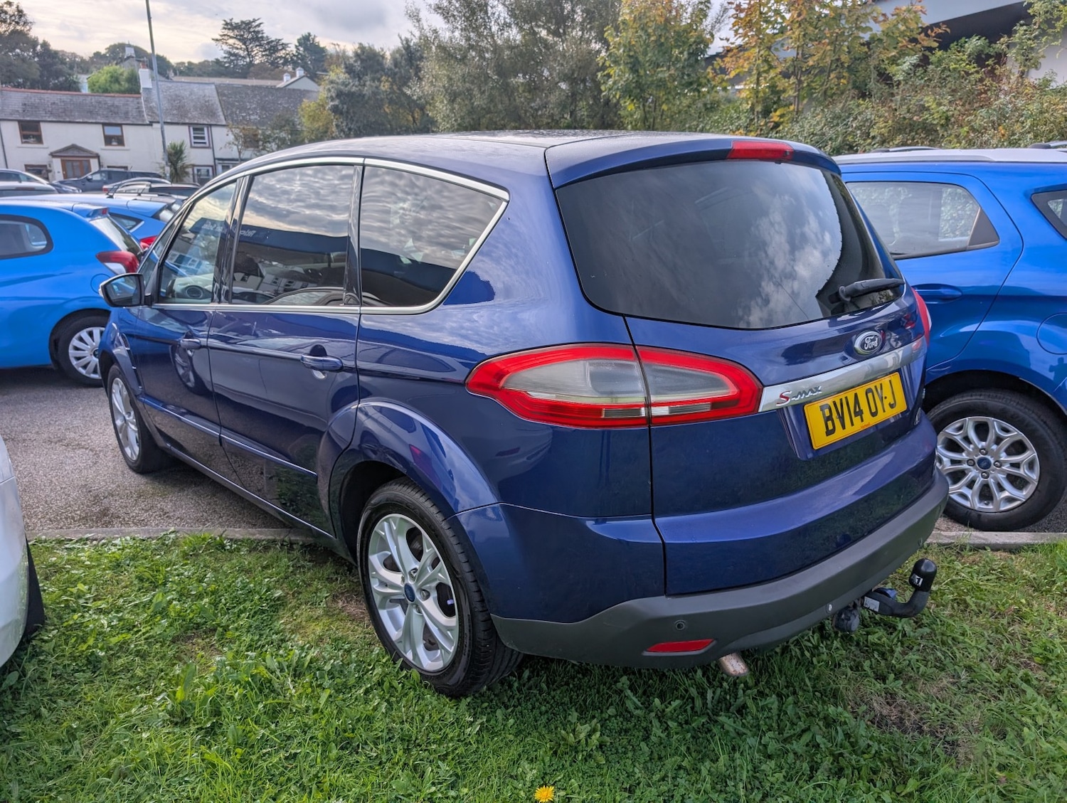Used Ford S-Max 2014 for sale - 76120315: Photo 2