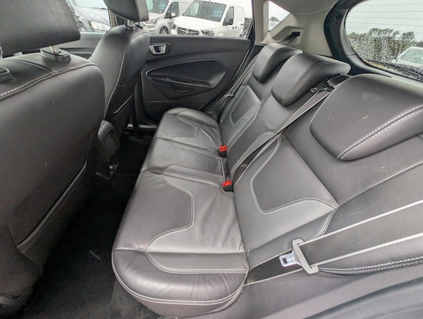 Used Ford Fiesta 2013 for sale - 75692290: Photo 22