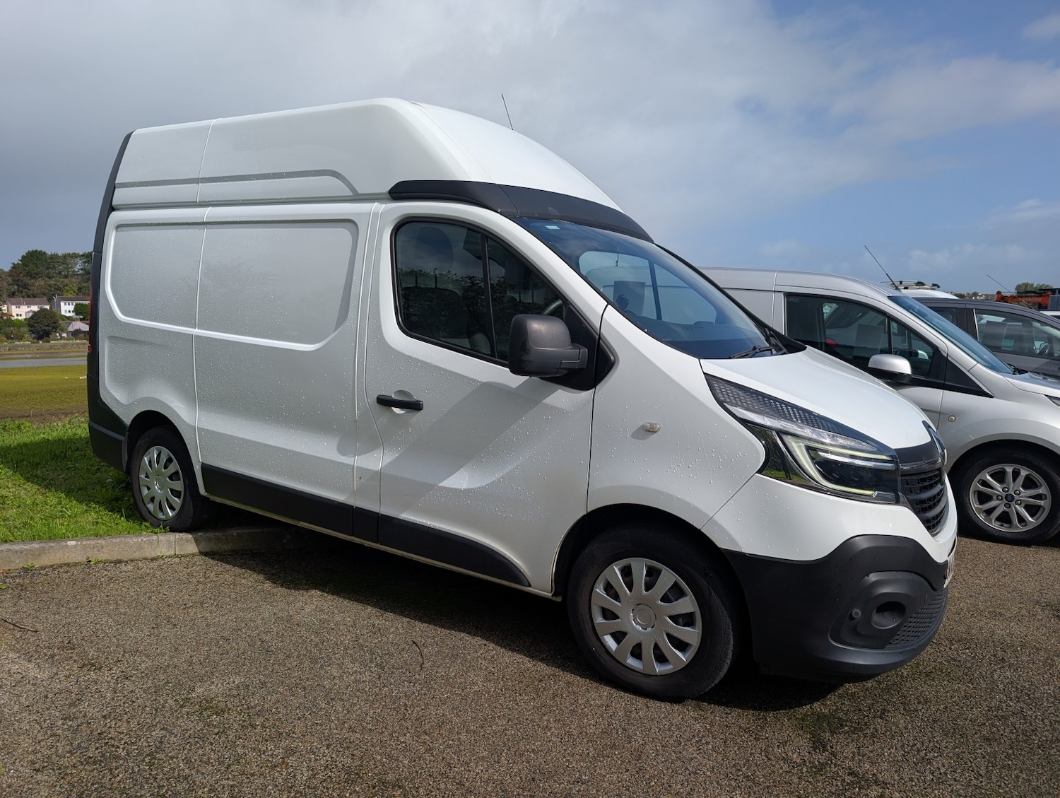 Used Renault Trafic 2020 for sale - 76848740: Photo 2
