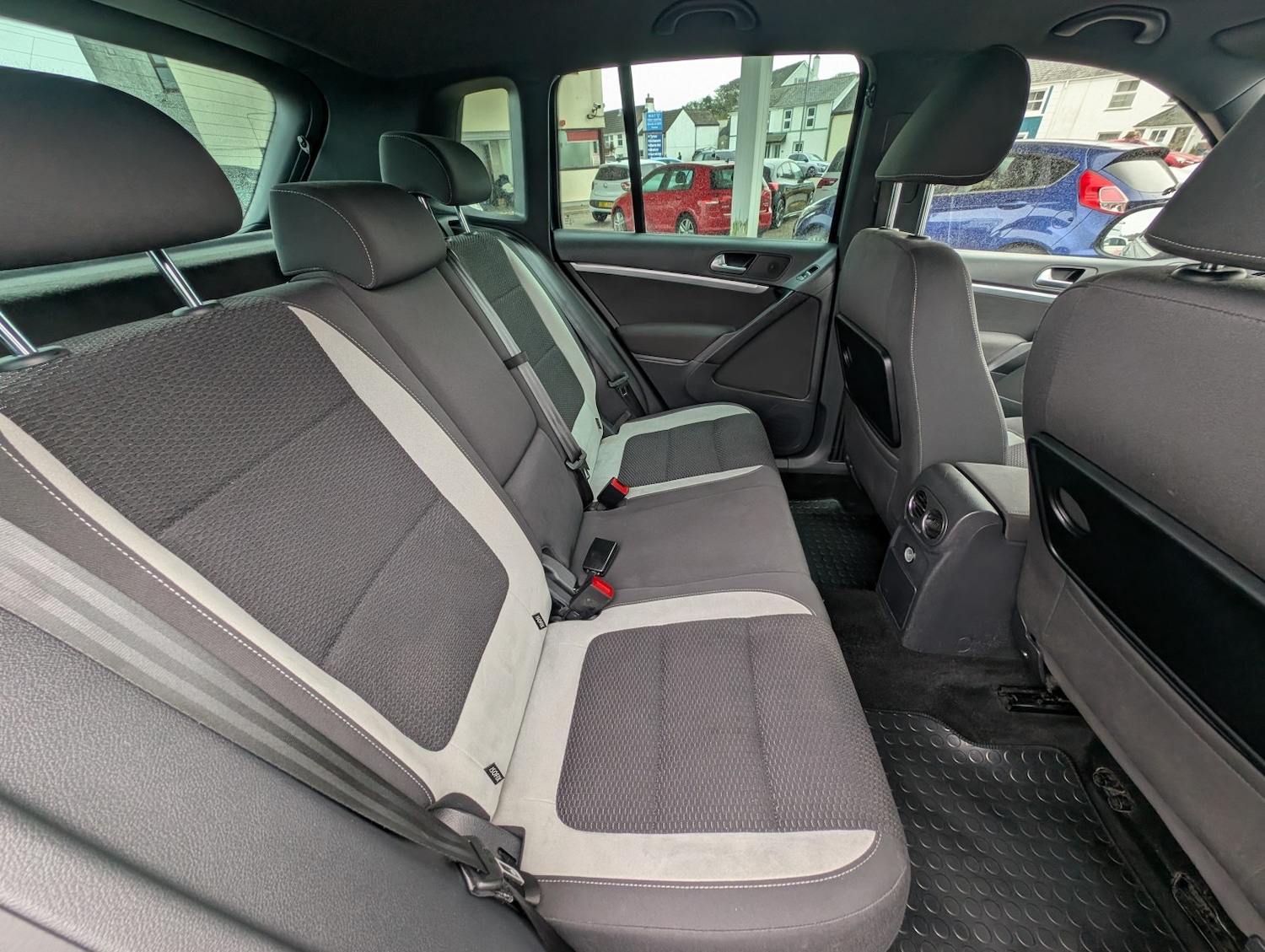 Used Volkswagen Tiguan 2015 for sale - 76211912: Photo 21