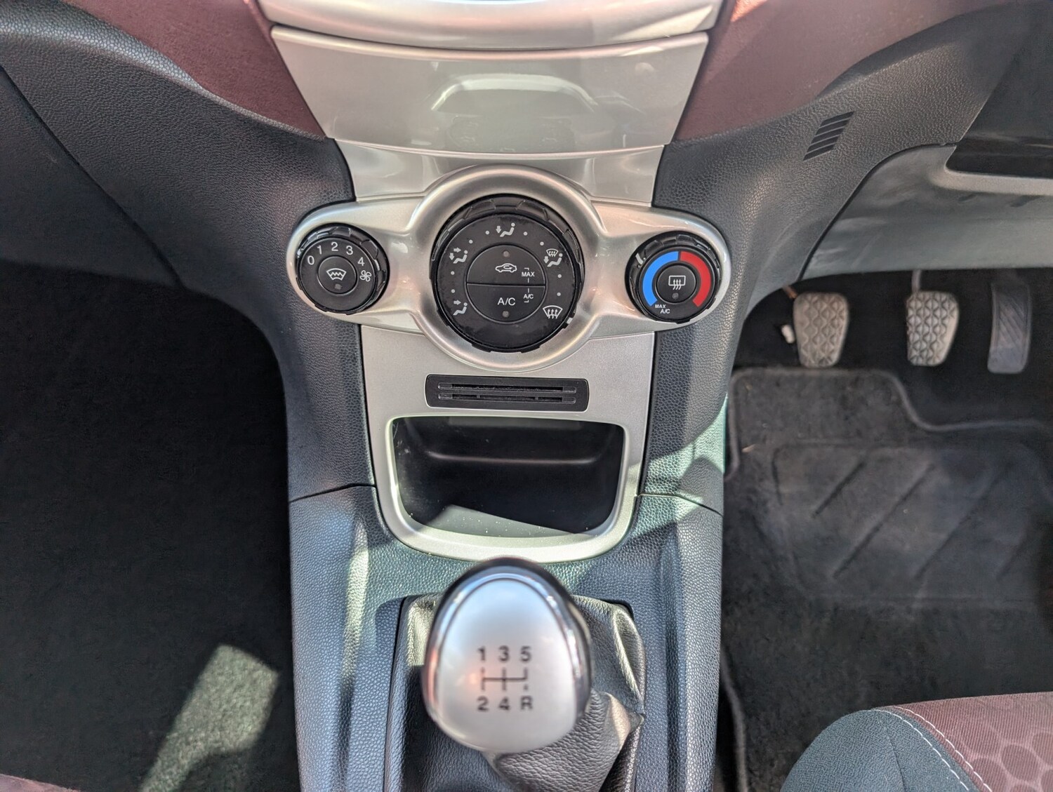 Used Ford Fiesta 2011 for sale - 77798611: Photo 21