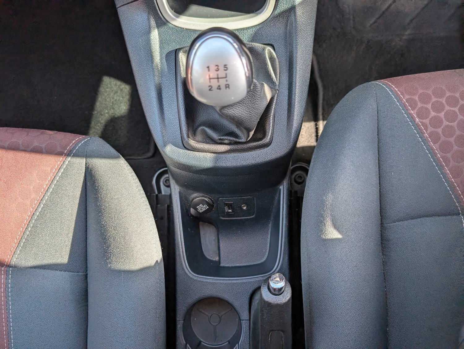 Used Ford Fiesta 2011 for sale - 77798611: Photo 22