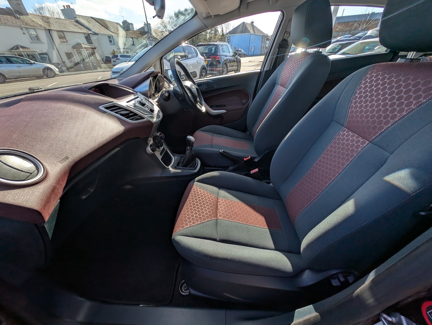 Used Ford Fiesta 2011 for sale - 77798611: Photo 24