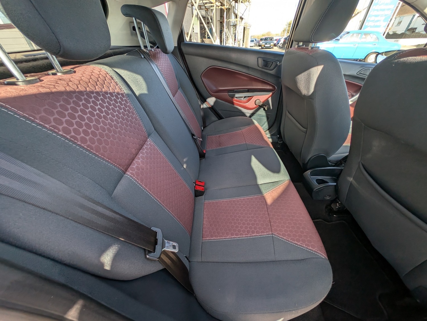 Used Ford Fiesta 2011 for sale - 77798611: Photo 28