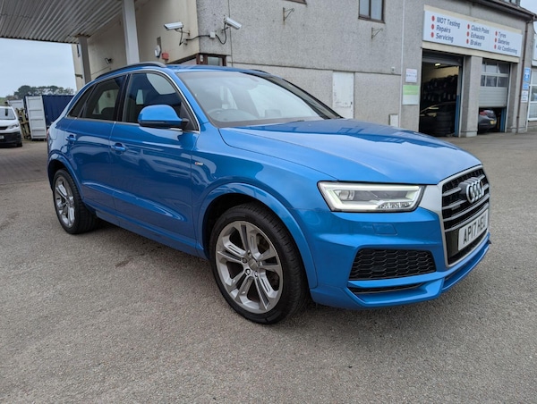 Used Audi Q3 2017 for sale - 73703676: Photo 2