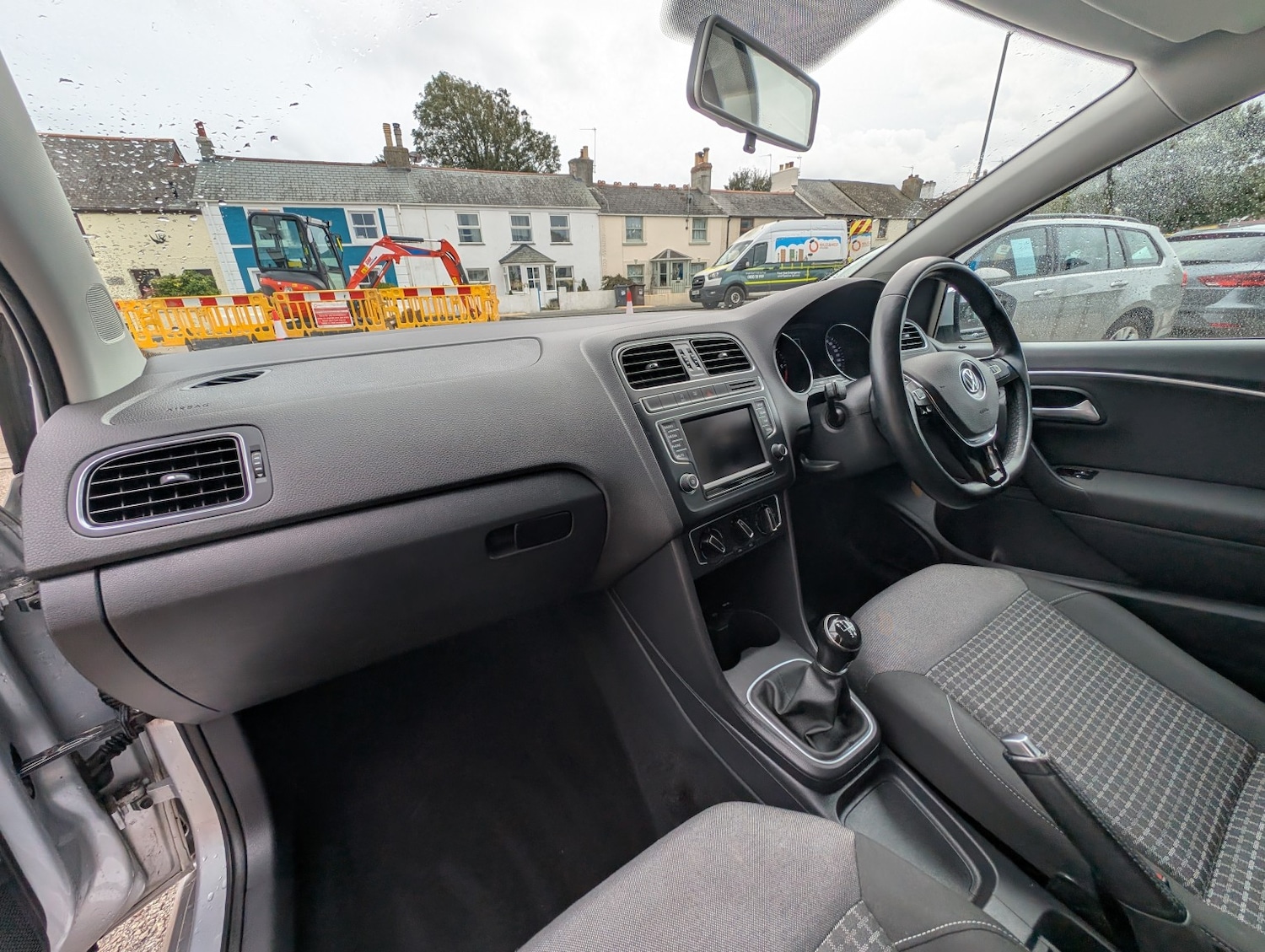 Used Volkswagen Polo 2015 for sale - 75575364: Photo 20