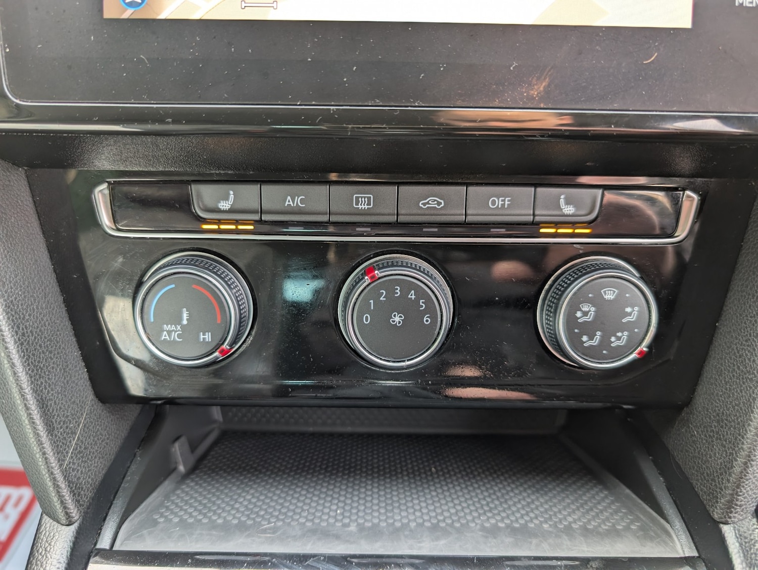 Used Volkswagen Passat 2021 for sale - 76571078: Photo 22