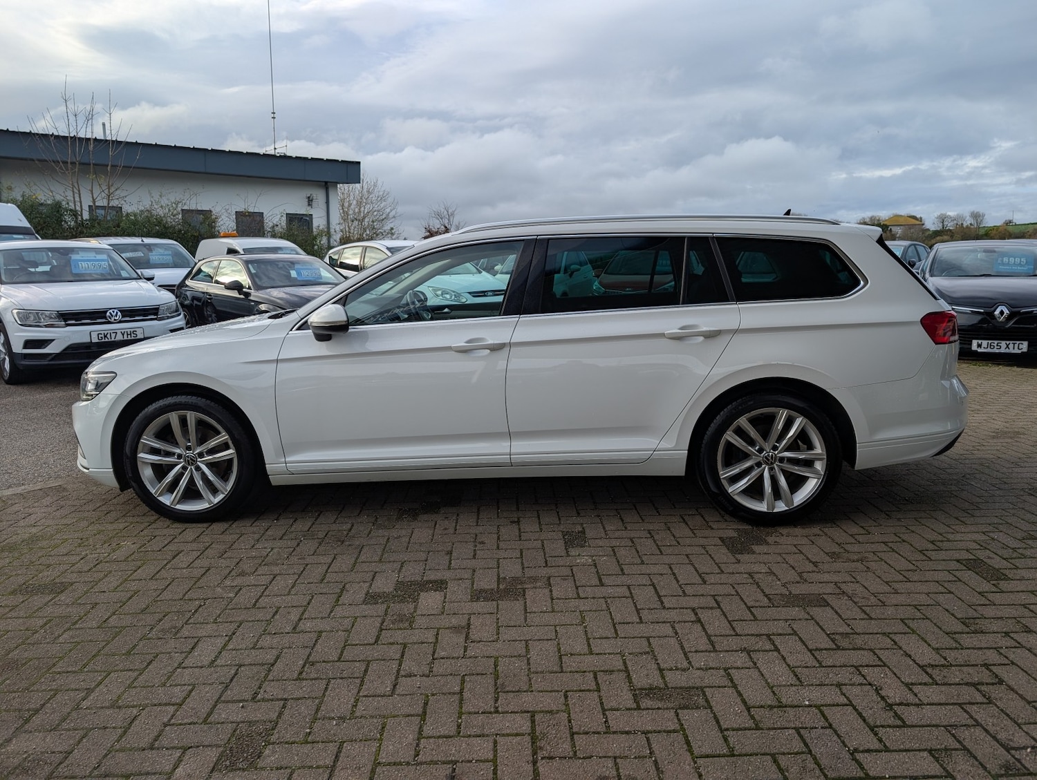 Used Volkswagen Passat 2021 for sale - 76571078: Photo 9