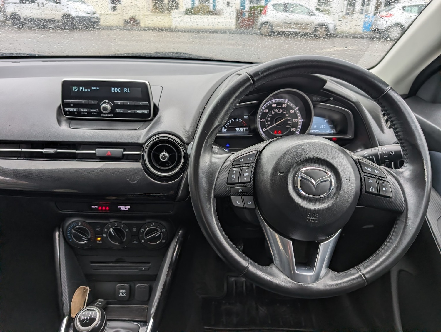Used Mazda Mazda2 2015 for sale - 77562501: Photo 14
