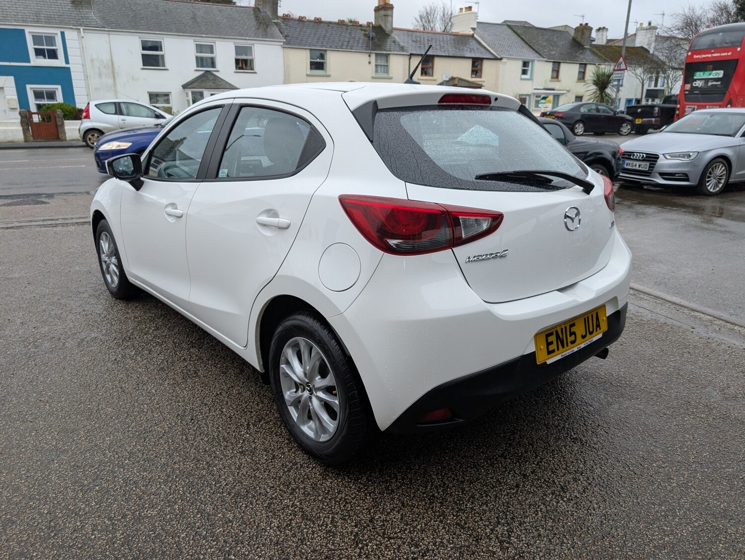 Used Mazda Mazda2 2015 for sale - 77562501: Photo 6