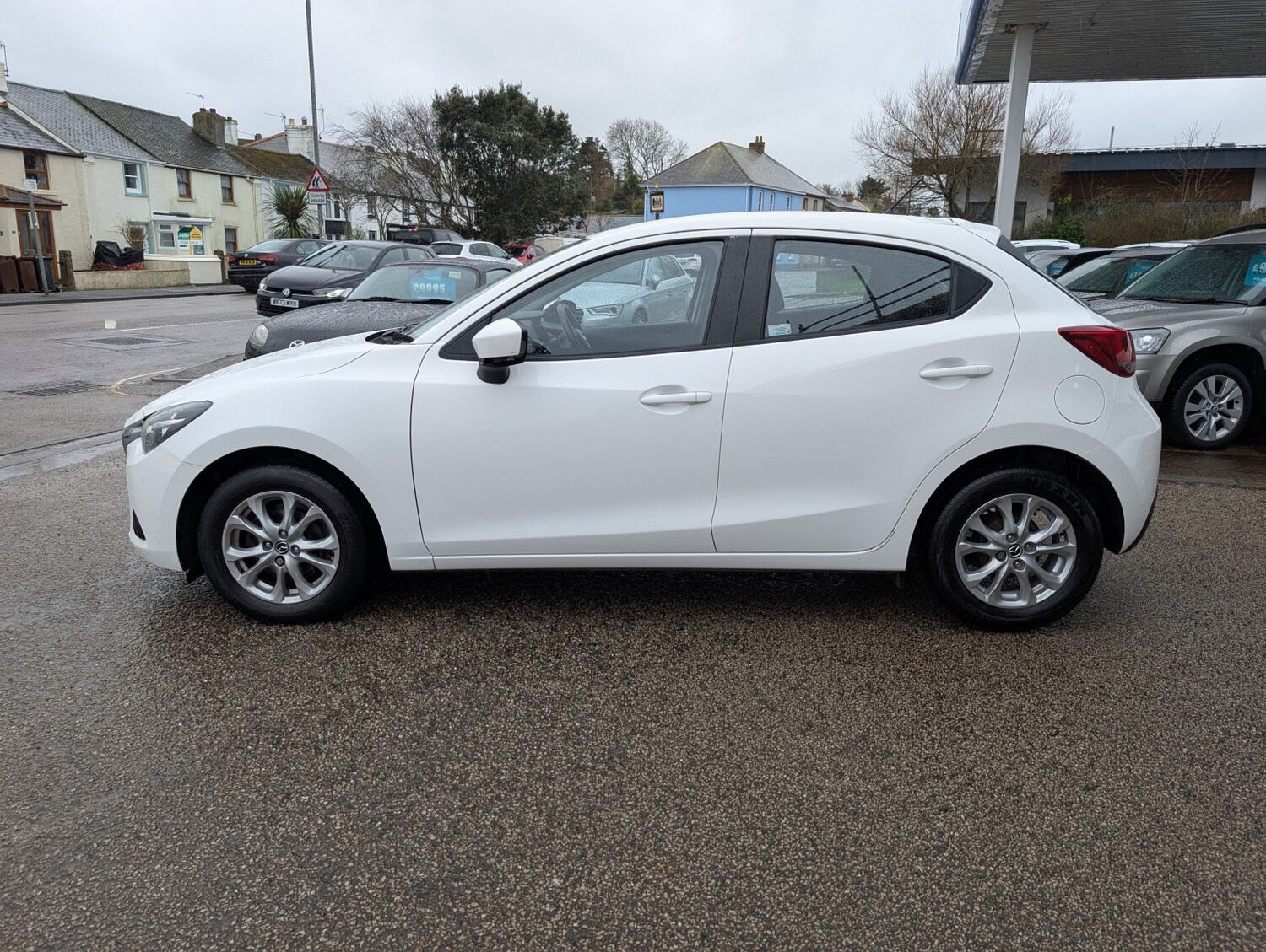 Used Mazda Mazda2 2015 for sale - 77562501: Photo 7
