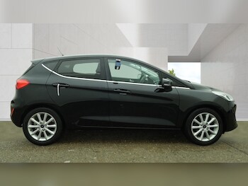 Used Ford Fiesta 2018 for sale - 78332260: Photo
