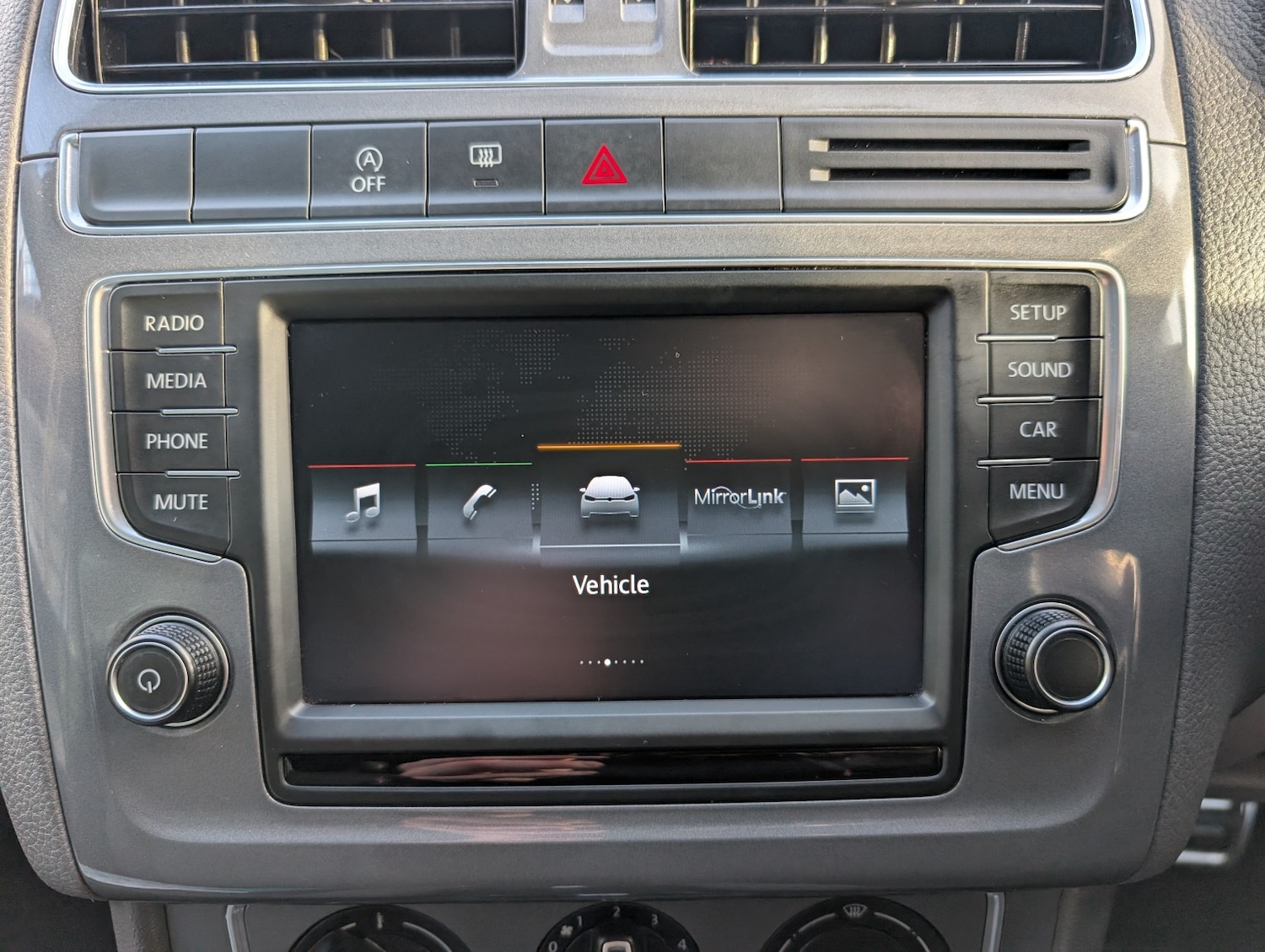 Used Volkswagen Polo 2015 for sale - 77237074: Photo 16