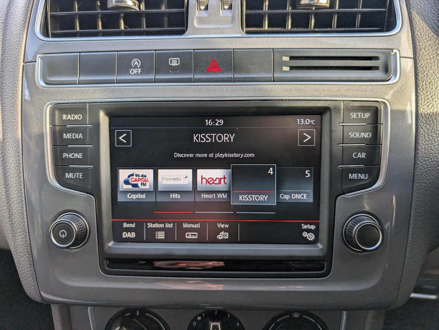 Used Volkswagen Polo 2015 for sale - 77237074: Photo 17