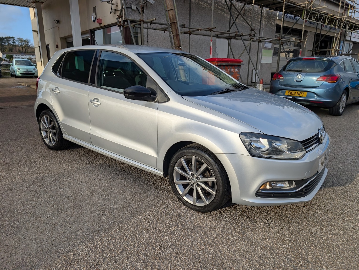 Used Volkswagen Polo 2015 for sale - 77237074: Photo 3