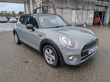 Used MINI Hatch 2017 for sale - 77409645: Photo