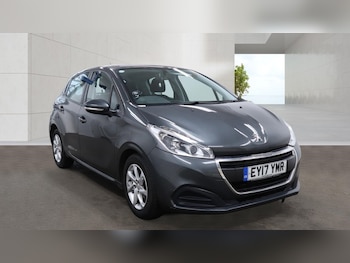 Used Peugeot 208 2017 for sale - 79038691: Photo