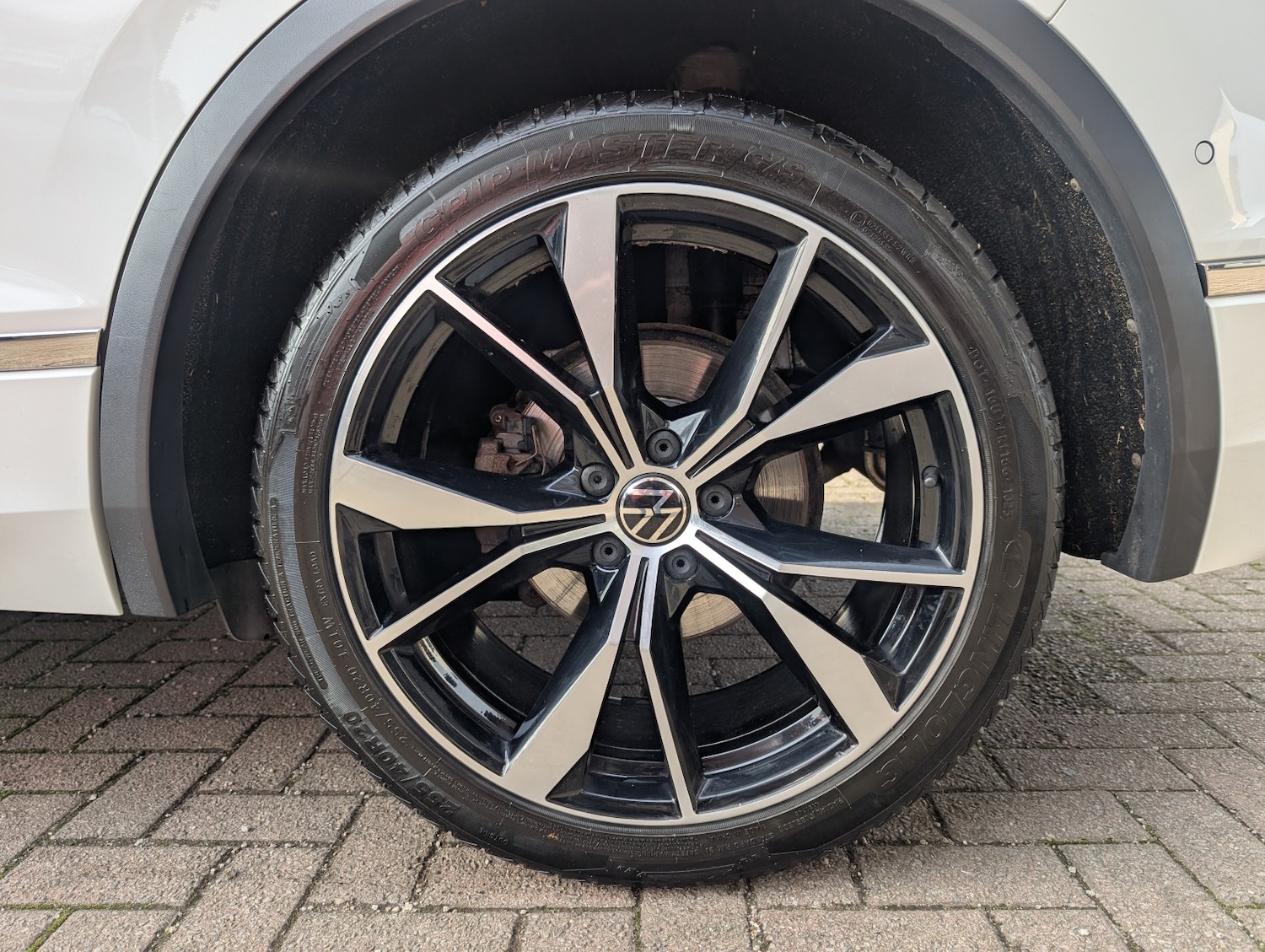 Used Volkswagen Tiguan 2021 for sale - 76369231: Photo 16