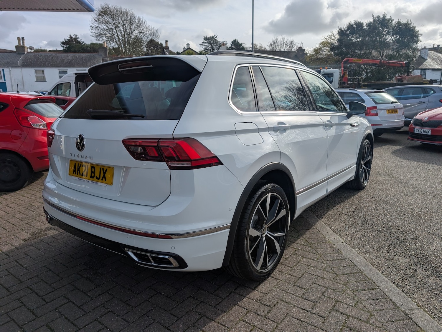 Used Volkswagen Tiguan 2021 for sale - 76369231: Photo 5