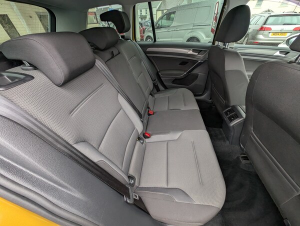 Used Volkswagen Golf 2017 for sale - 76164503: Photo 24
