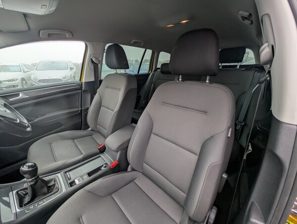Used Volkswagen Golf 2017 for sale - 76164503: Photo 26