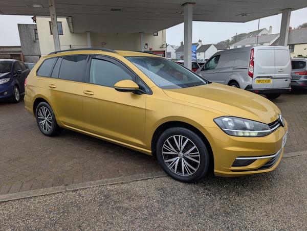 Used Volkswagen Golf 2017 for sale - 76164503: Photo 4
