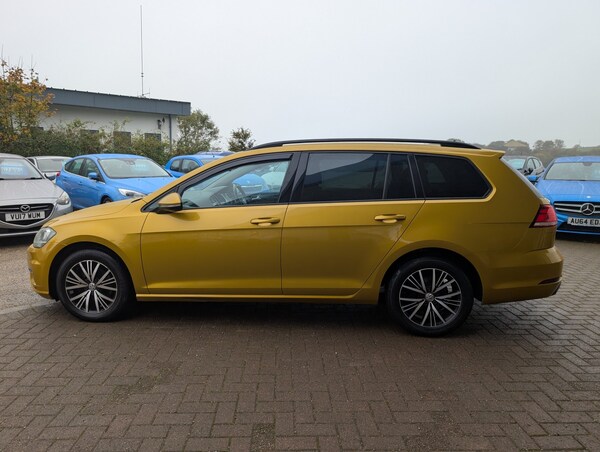 Used Volkswagen Golf 2017 for sale - 76164503: Photo 9