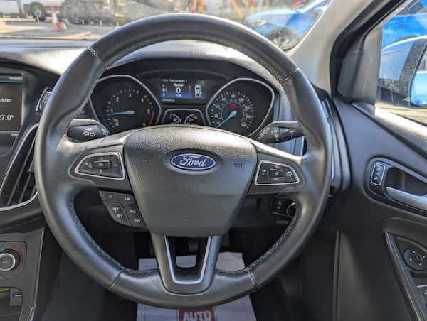 Used Ford Focus 2016 for sale - 76082649: Photo 15