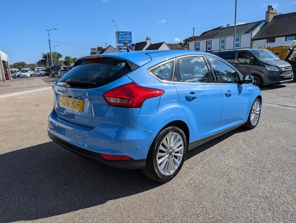 Used Ford Focus 2016 for sale - 76082649: Photo 4