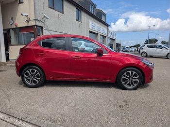 Used Mazda Mazda2 2015 for sale - 75237088: Photo