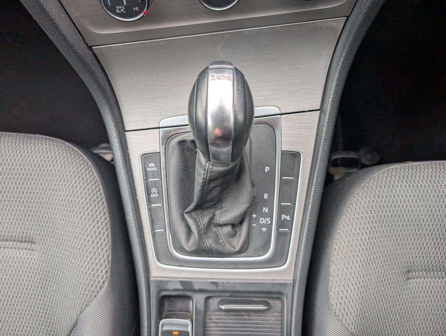 Used Volkswagen Golf 2014 for sale - 77766516: Photo 19