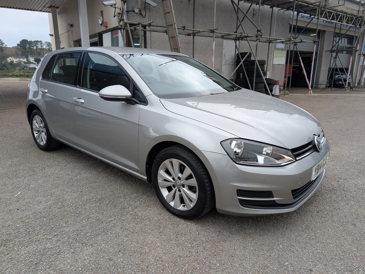 Used Volkswagen Golf 2014 for sale - 77766516: Photo 2