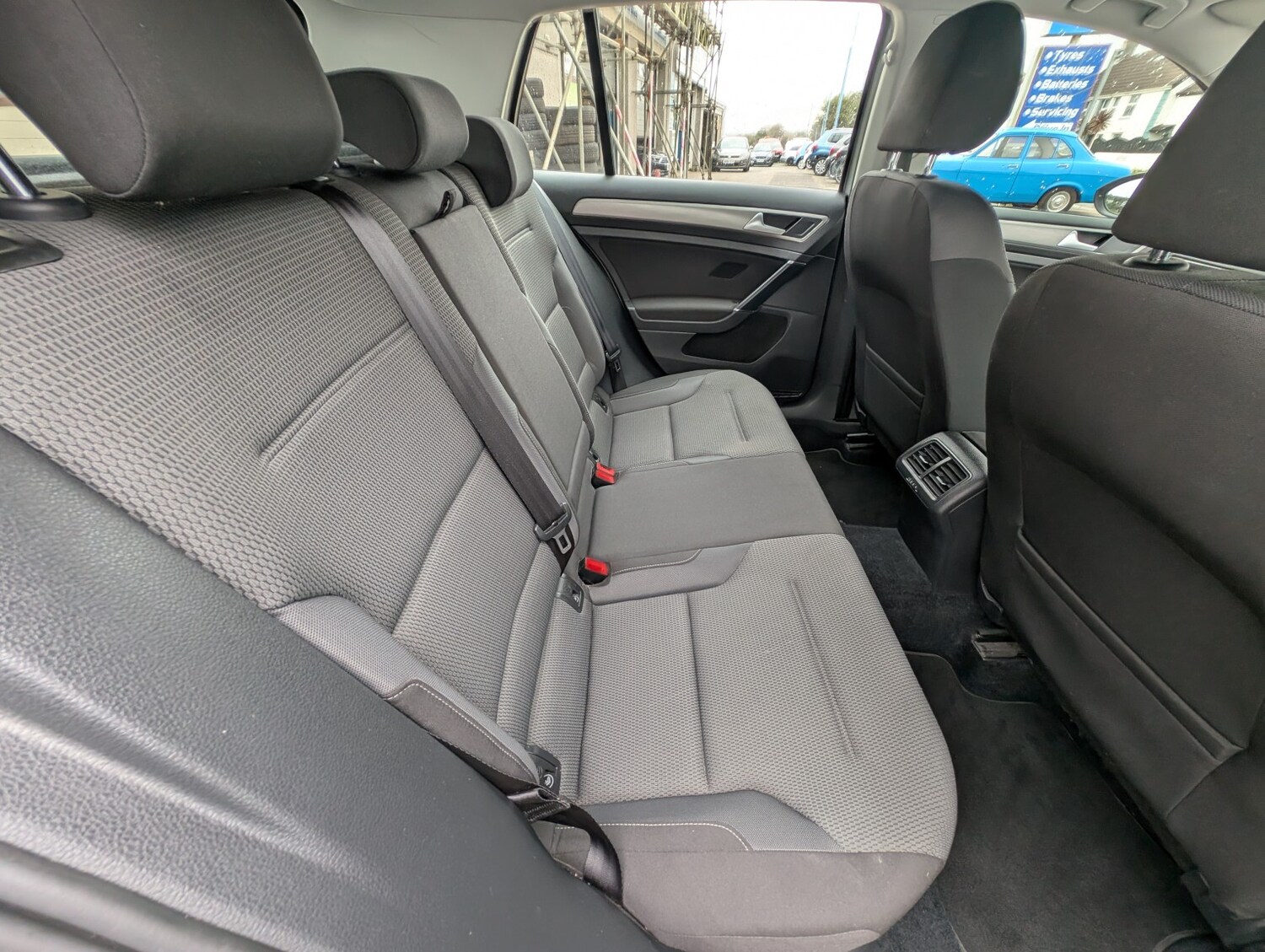 Used Volkswagen Golf 2014 for sale - 77766516: Photo 24