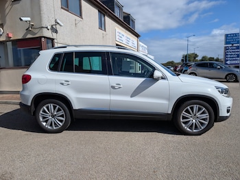 Used Volkswagen Tiguan 2016 for sale - 75692351: Photo